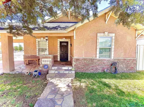 Exterior - 900 Pile St, Clovis, NM 88101 photo 2 of 9