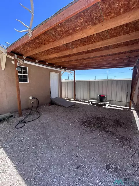 Exterior - 900 Pile St, Clovis, NM 88101 photo 5 of 9