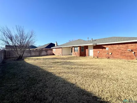 Exterior - 247 Olive Dr, Clovis, NM 88101 photo 3 of 3