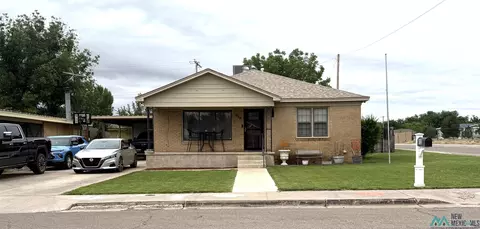 813 W Mann Ave, Artesia, NM 88210