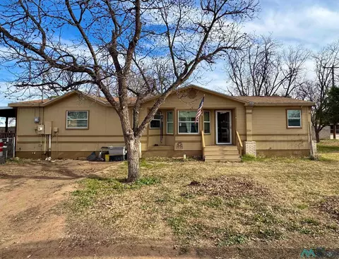 106 S La Huerta Cir, Carlsbad, NM 88220