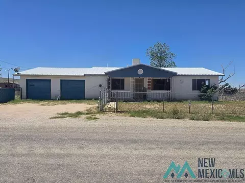 1707 Jewel St, Carlsbad, NM 88220