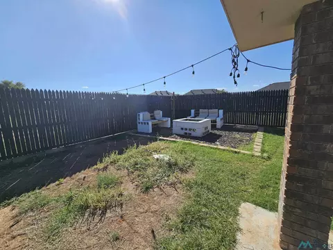 Exterior - 213 Starlite Dr, Clovis, NM 88101 photo 4 of 8
