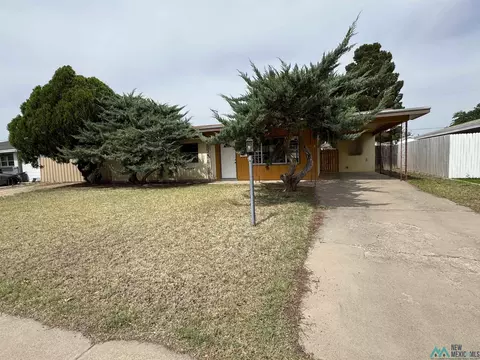 3002 Delicado Ave, Roswell, NM 88201