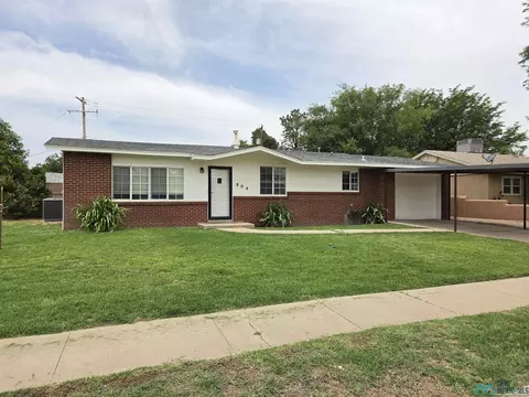 804 S 17th St, Artesia, NM 88210