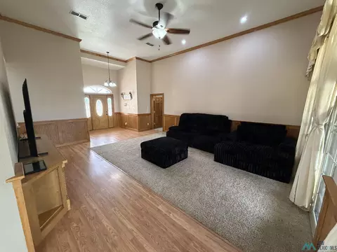 Living - 978 Curry Road 22 Rd, Clovis, NM 88101 photo 1 of 4