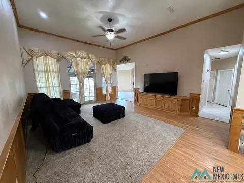 Living - 978 Curry Road 22 Rd, Clovis, NM 88101 photo 2 of 4