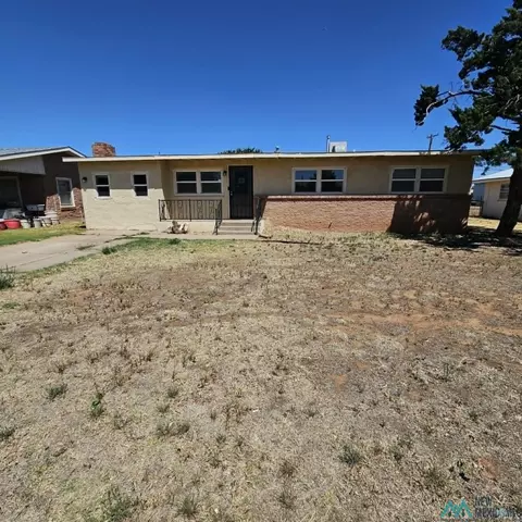 Exterior - 2701 Sheldon St, Clovis, NM 88101 photo 2 of 5