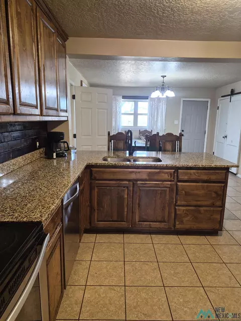 Kitchen - 113 Mesa Ave, Clovis, NM 88101 photo 1 of 3
