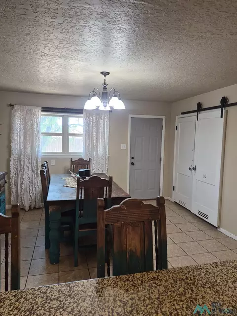 Dining - 113 Mesa Ave, Clovis, NM 88101 photo 1 of 1