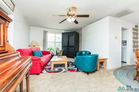 Living - 116 E Manana, Clovis, NM 88101 photo 3 of 4