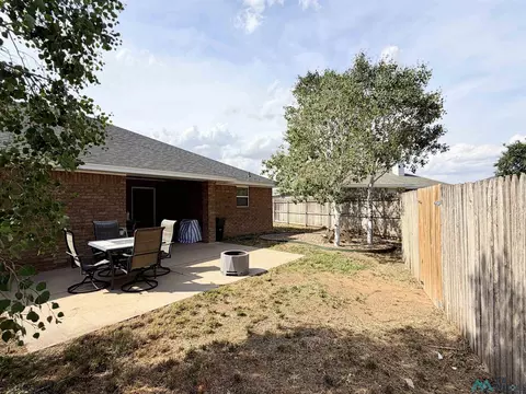 Exterior - 4621 Sandstone Dr, Clovis, NM 88101 photo 2 of 7