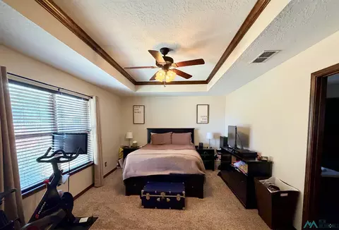 Bedroom - 4621 Sandstone Dr, Clovis, NM 88101 photo 2 of 4