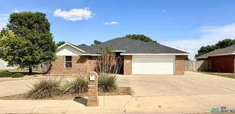 4621 Sandstone Dr, Clovis, NM 88101