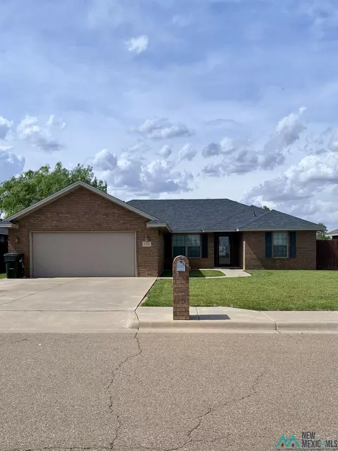 2336 Cobblestone Cir, Clovis, NM 88101