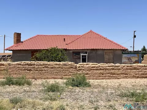 304 W Broadway Ave, Columbus, NM 88029