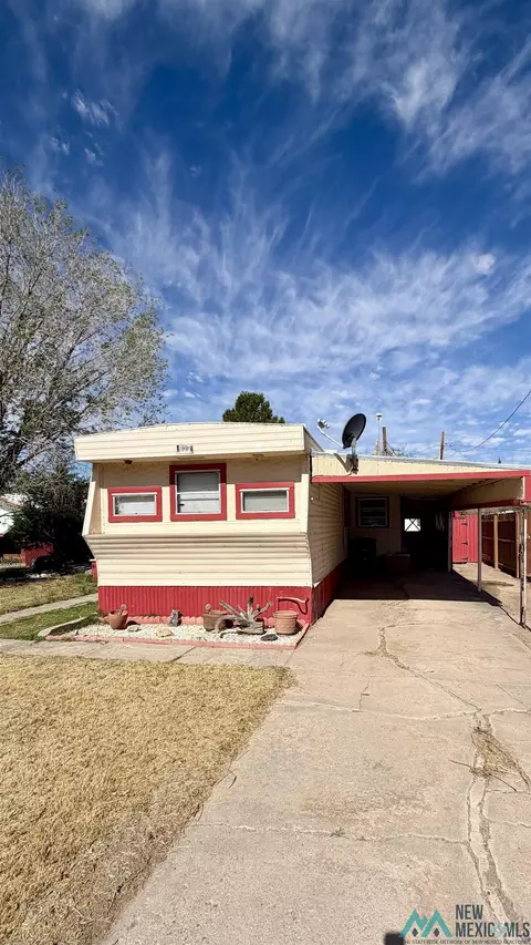 127 Rio Grande St, Williamsburg, NM 87942