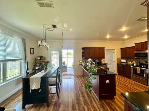 2316 Cobblestone Cir, Clovis, NM 88101 photo 7
