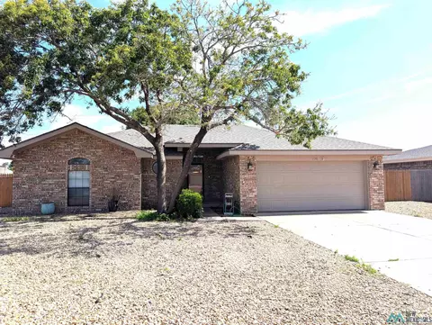1130 Gemni Dr, Portales, NM 88130