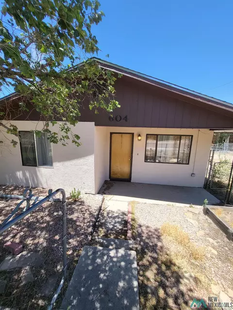 604 W Morgan St, Gallup, NM 87301