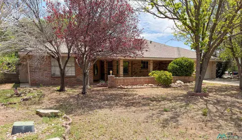 122 N Wind Loop, Roswell, NM 88201