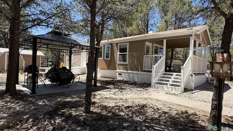 4 Pueblo Largo Circle Rd, Quemado, NM 87829