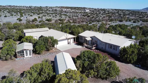 15 Sweetwater Dr, Quemado, NM 87829