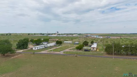 674 S Roosevelt Road T St, Portales, NM 88130
