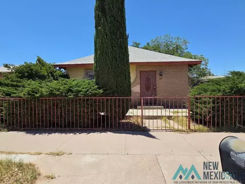 414 S Platinum Ave St, Deming, NM 88030
