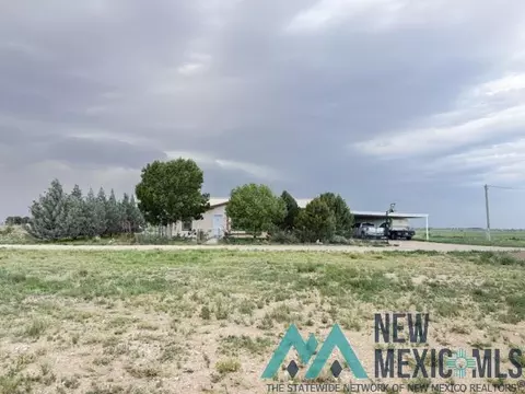 66 Fire House Rd, Lake Arthur, NM 88253
