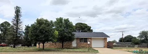 900 E 14th St, Clovis, NM 88101