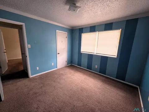 Bedroom - 900 E 14th St, Clovis, NM 88101 photo 2 of 2