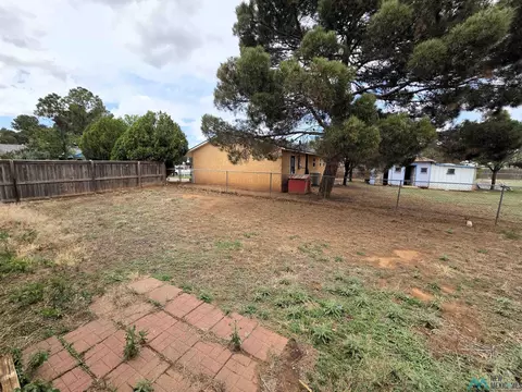 Exterior - 900 E 14th St, Clovis, NM 88101 photo 2 of 8