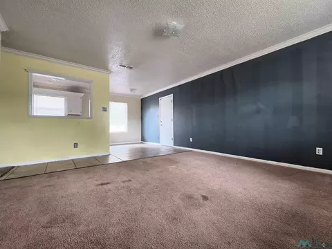 Living - 900 E 14th St, Clovis, NM 88101 photo 1 of 4