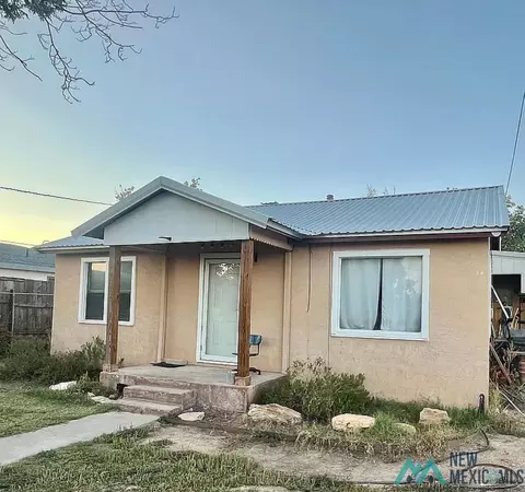 306 E Rose St, Carlsbad, NM 88220