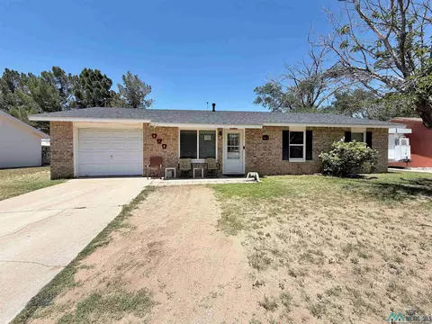 218 E Taos Ave, Hobbs, NM 88240