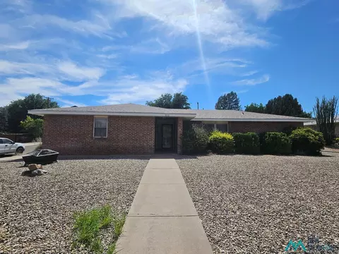 600 Canoncito Dr, Roswell, NM 88201