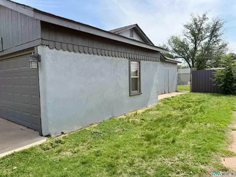 Exterior - 2813 Gidding, Clovis, NM 88101 photo 5 of 5