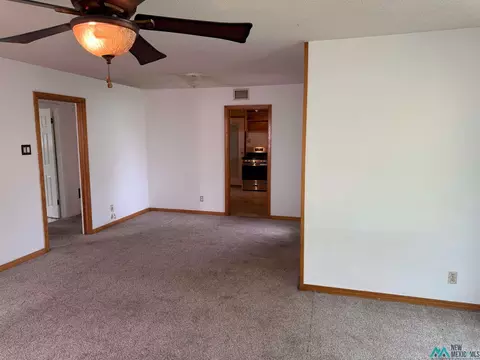 Living - 2813 Gidding, Clovis, NM 88101 photo 3 of 5