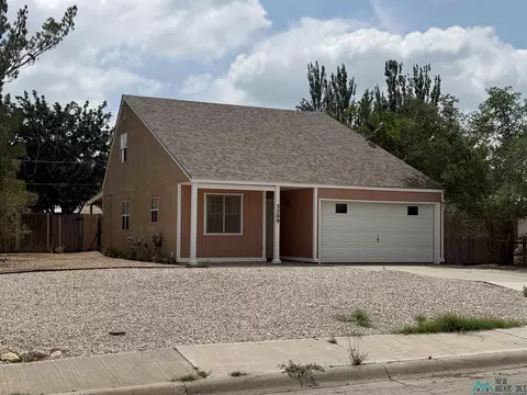 3209 Chiquita Lane Ln, Roswell, NM 88201