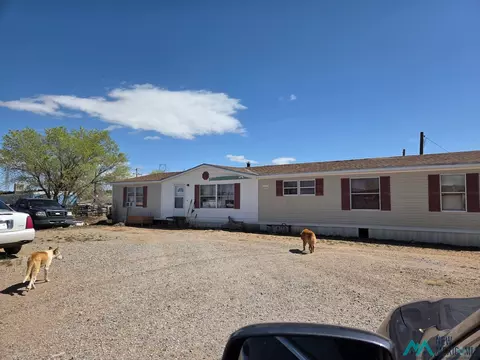 24 N Cle-ki- St, Yatahey, NM 87375