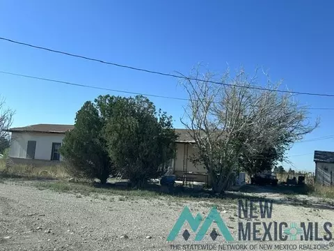 2609 Socorro Rd, Carlsbad, NM 88220