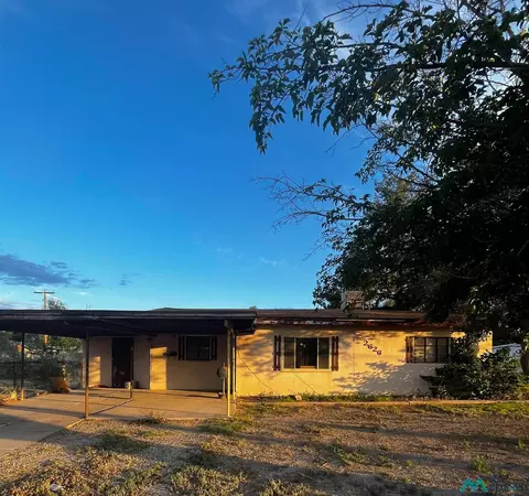 2626 W Alameda St, Roswell, NM 88201