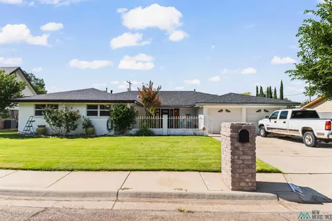 419 E Zia Dr, Hobbs, NM 88240