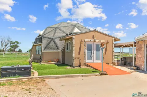 Exterior - 1019 Curry Road O St, Clovis, NM 88101 photo 2 of 8
