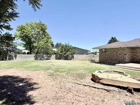 Exterior - 1400 Oakhurst Rd, Clovis, NM 88101 photo 2 of 3