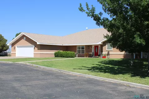 3237 Sundance, Roswell, NM 88201