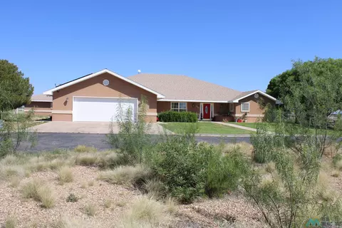 3237 Sundance Loop, Roswell, NM 88201