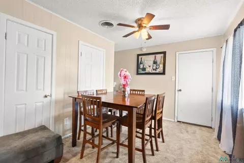 Dining - 1009 Gila St, Clovis, NM 88101 photo 1 of 1
