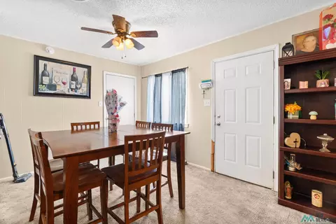 Entry Way - 1009 Gila St, Clovis, NM 88101 photo 1 of 1